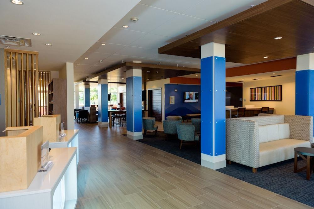 Holiday Inn Express & Suites Mckinney - Frisco East By Ihg Bagian luar foto