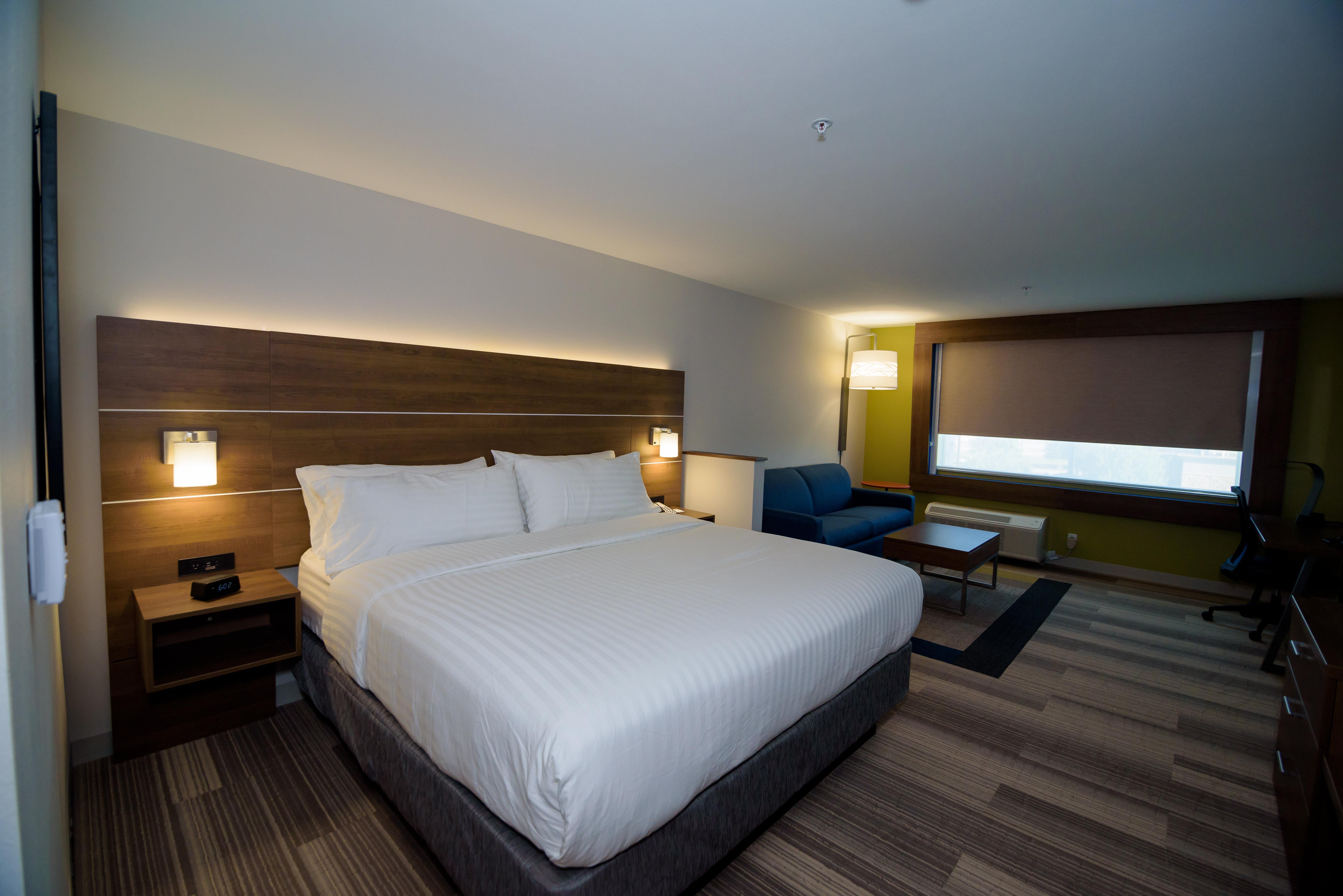 Holiday Inn Express & Suites Mckinney - Frisco East By Ihg Bagian luar foto