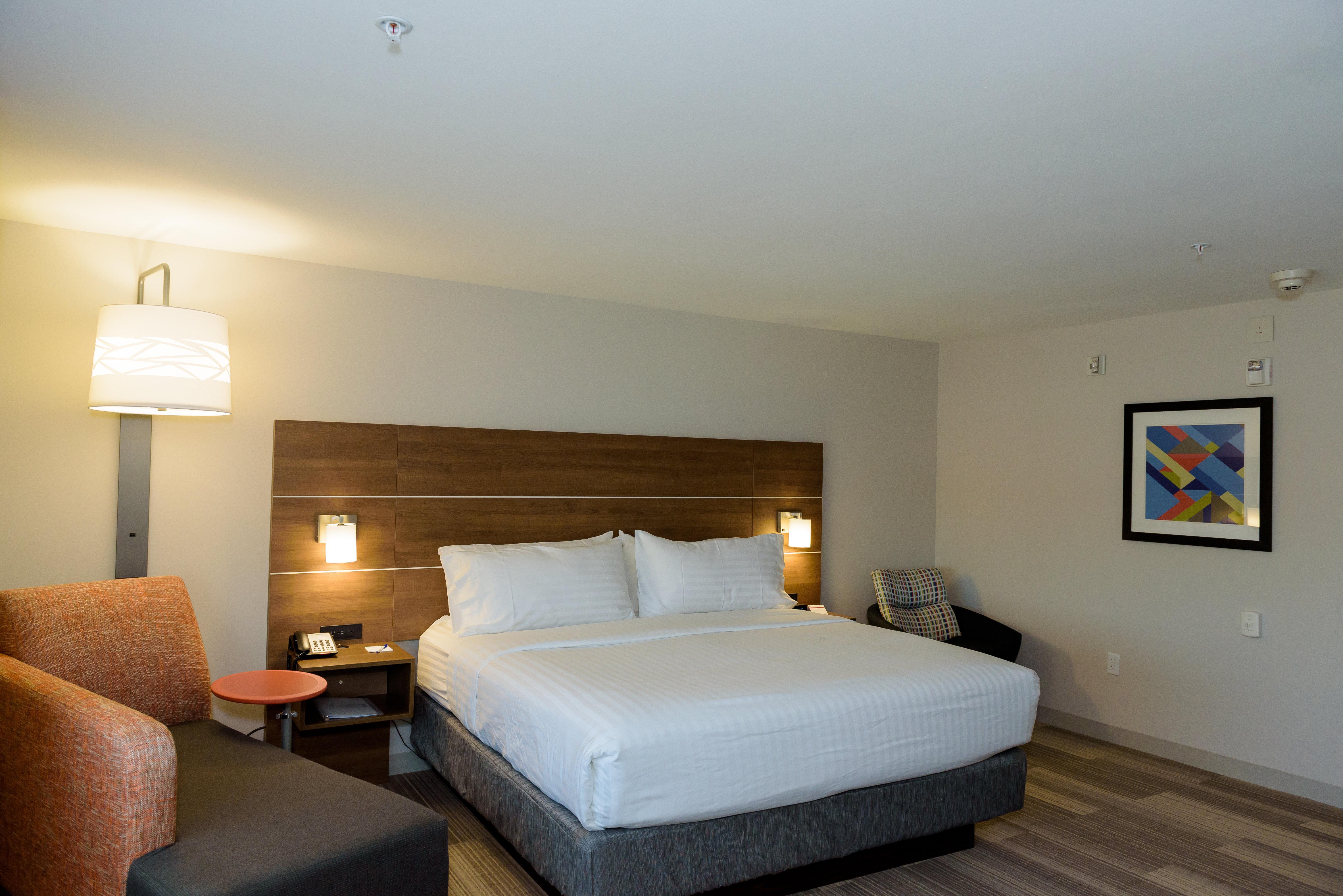 Holiday Inn Express & Suites Mckinney - Frisco East By Ihg Bagian luar foto